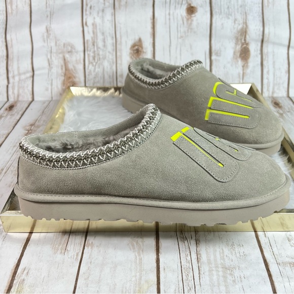 New UGG Tasman Graphic Shadow Slippers Slides - Picture 2 of 11